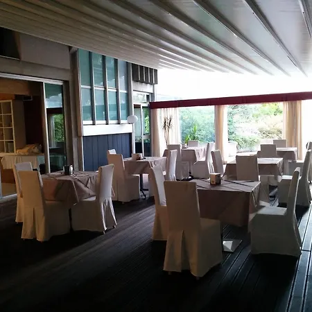 Abruzzi 3*