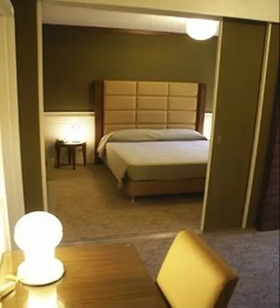 Hotel Abruzzi 3*