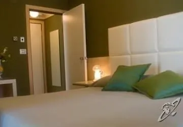 Abruzzi 3*